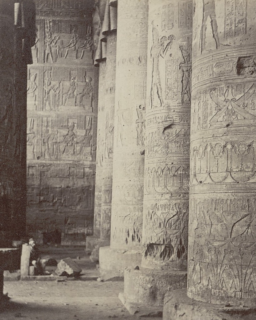 Colonnes du temple de Dendérah